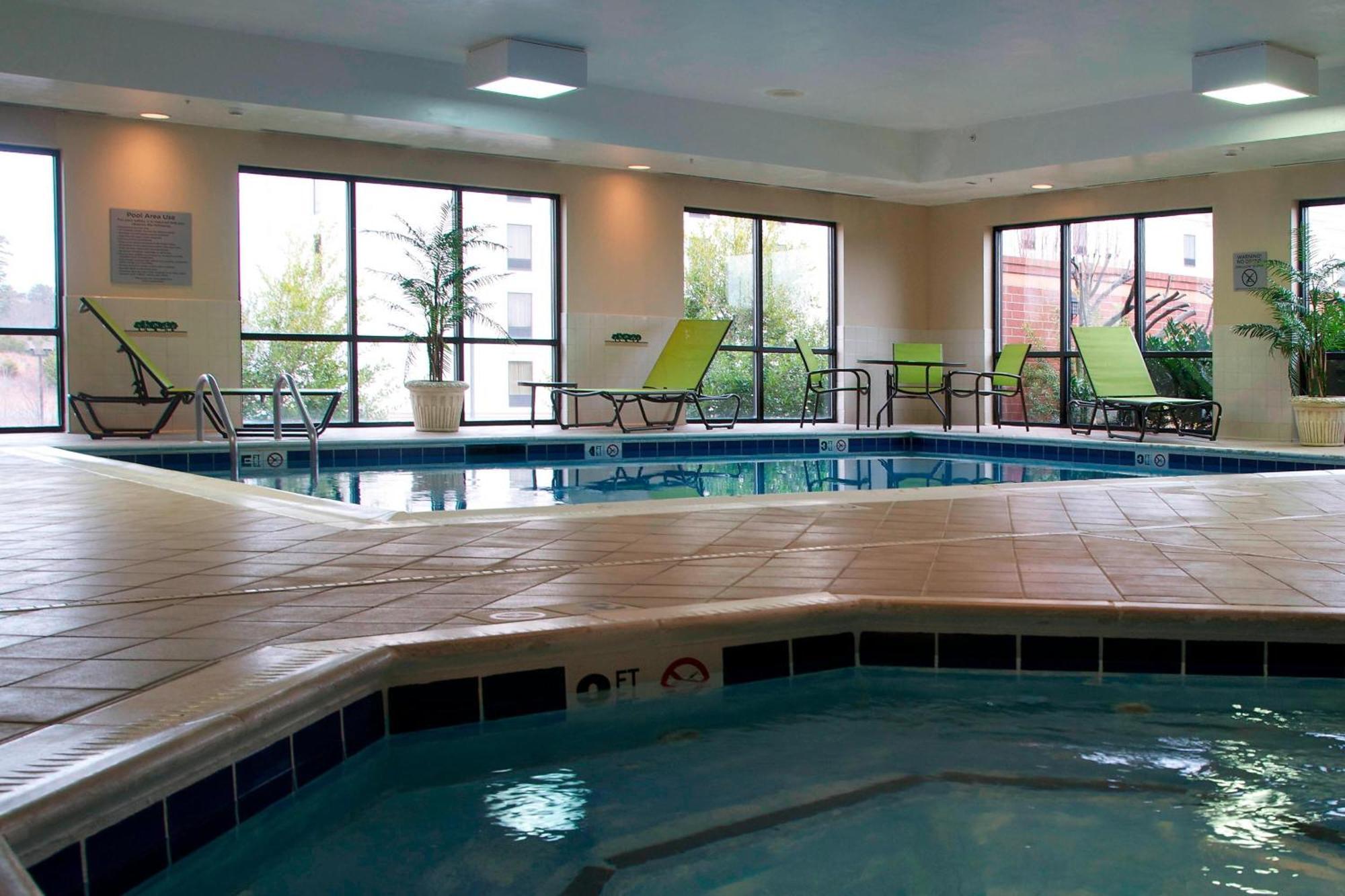 Courtyard By Marriott Hickory Hotel Buitenkant foto