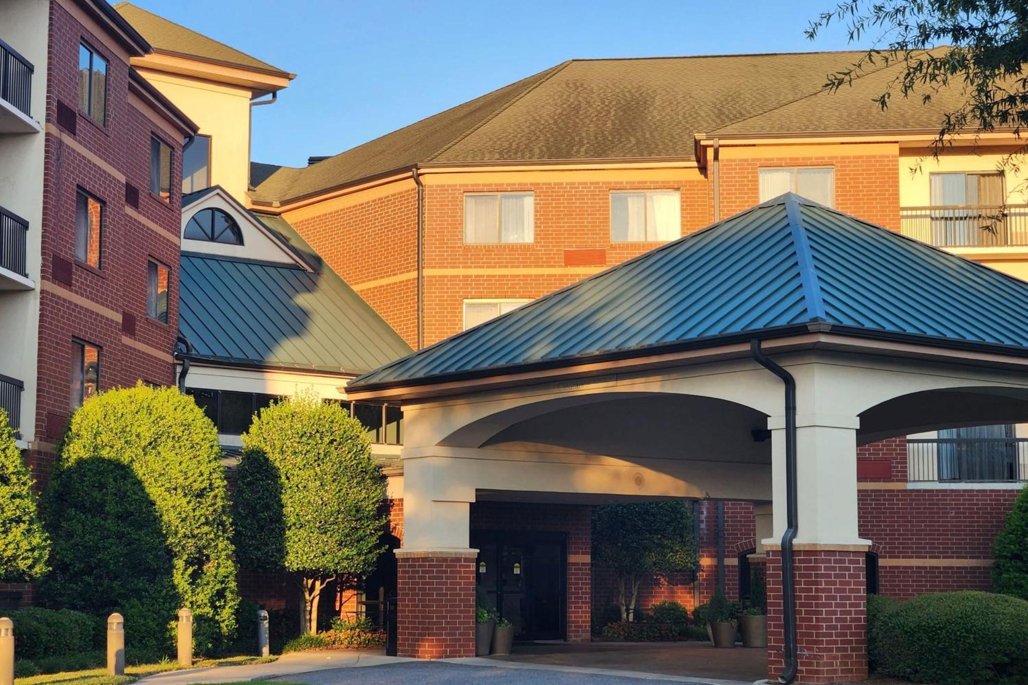 Courtyard By Marriott Hickory Hotel Buitenkant foto